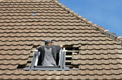Pose de velux - Sainte-Jalle